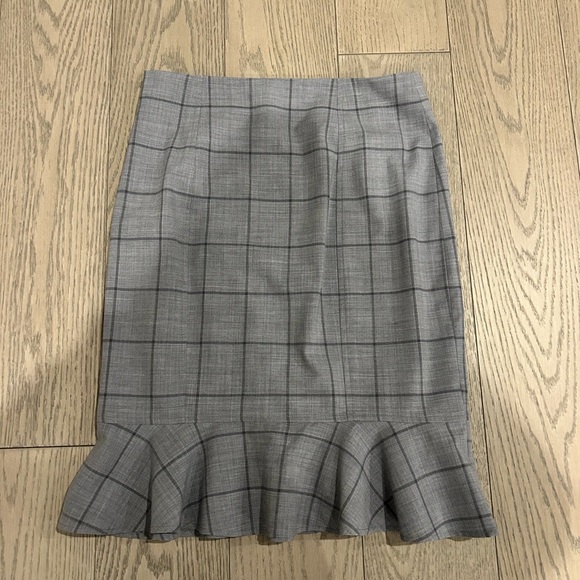 Gray Plaid Ruffle Skirt - Picture 2 of 4